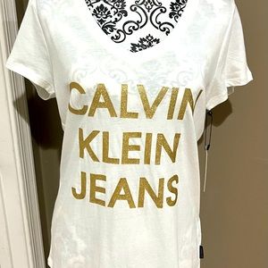 New Calvin Klein T-shirt